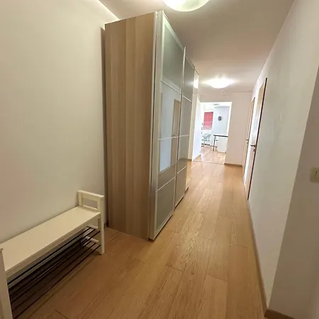 Apartamento 3 Apartment, Terrace, New Building, Old *