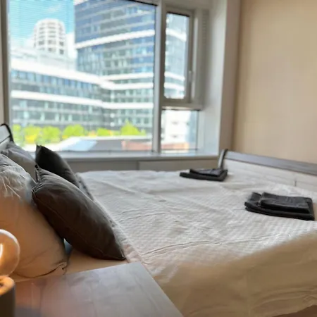 Apartamento 3 Apartment, Terrace, New Building, Old