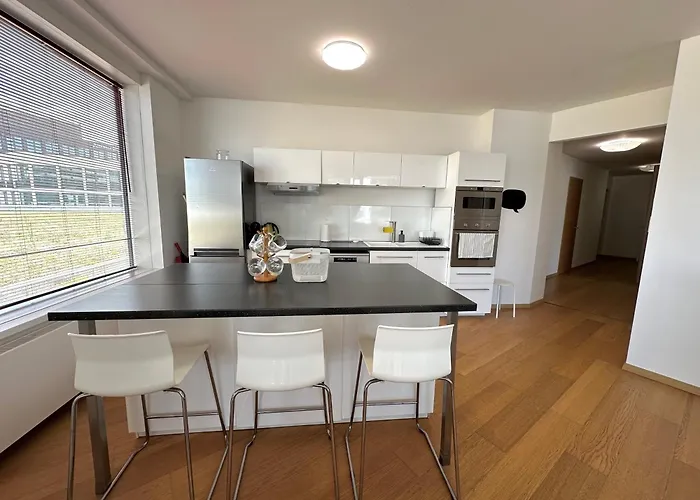 Appartement 3 Apartment, Terrace, New Building, Old