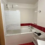 3 Apartment, Terrace, New Building, Old ブラチスラヴァ